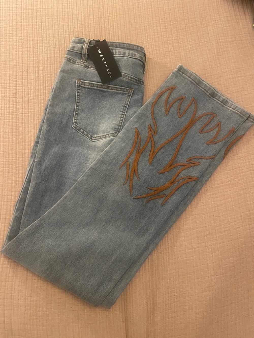 NWT WESTFADE Light Wash Jeans with Brown Flame Embroidery - Picture 2 of 8